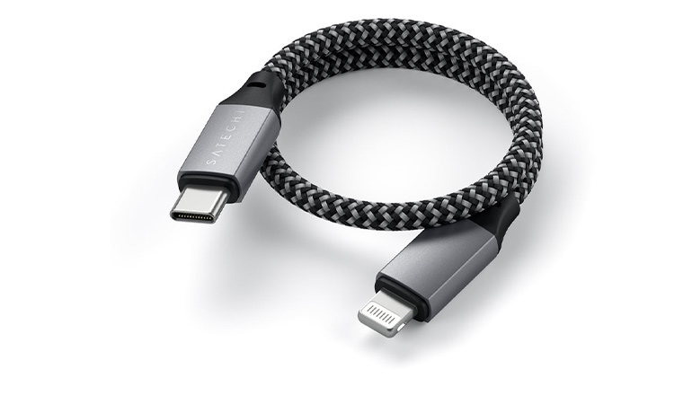 Кабель Satechi USB-C to Lightning Cable Space Gray (25 cm) (ST-TCL10M)