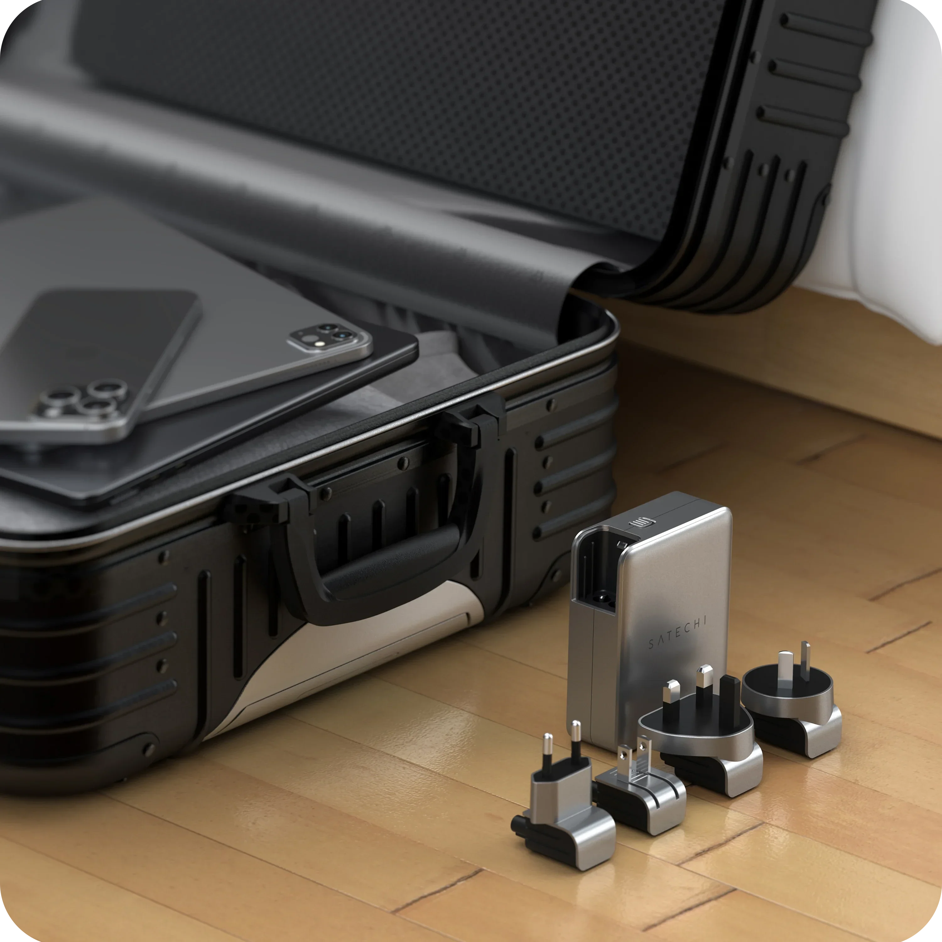 145W 4 port USB C v8