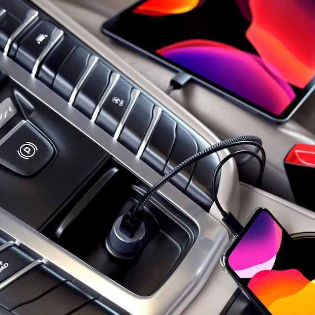 72W Type C pd car charger adapter lifestyle 4