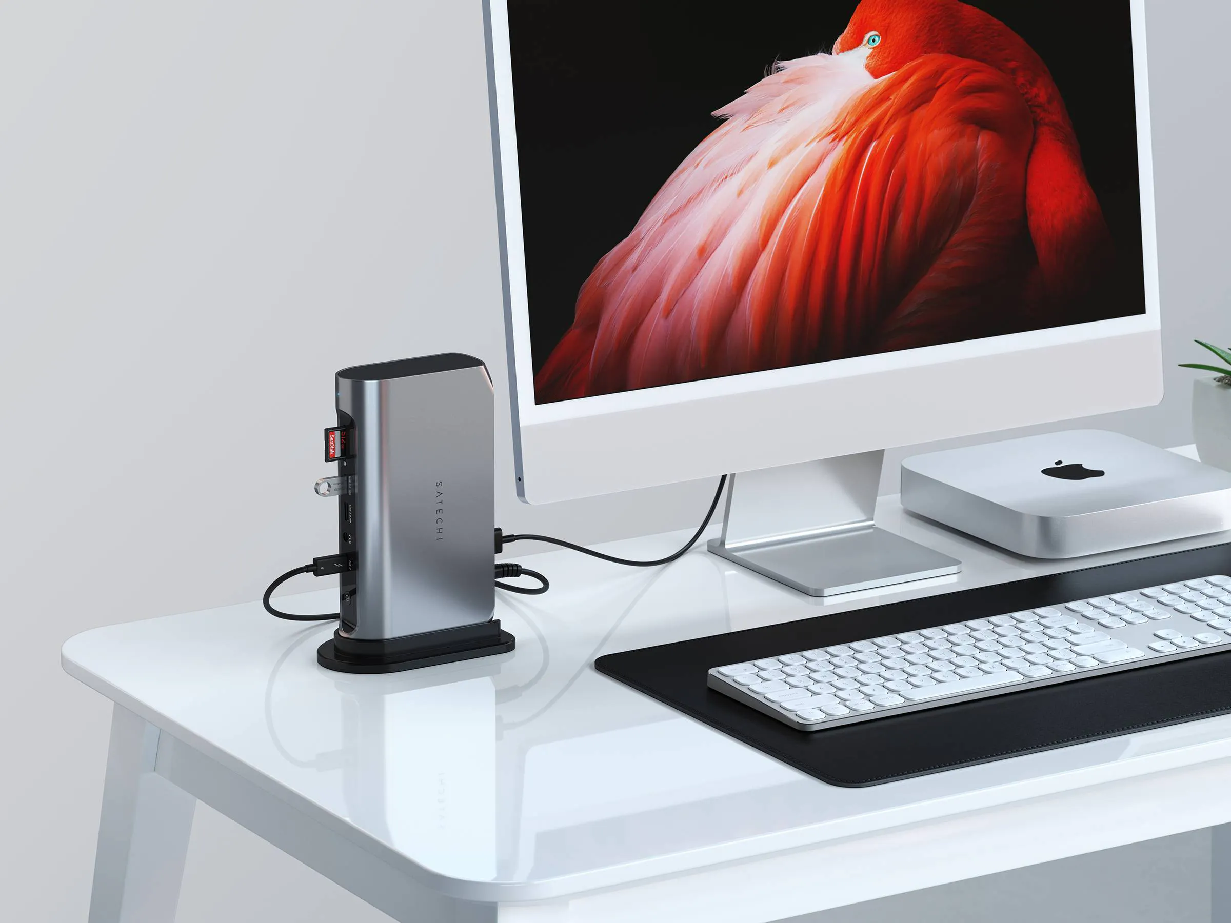 thunderbolt 4 pro dock wallpaper lifestyle