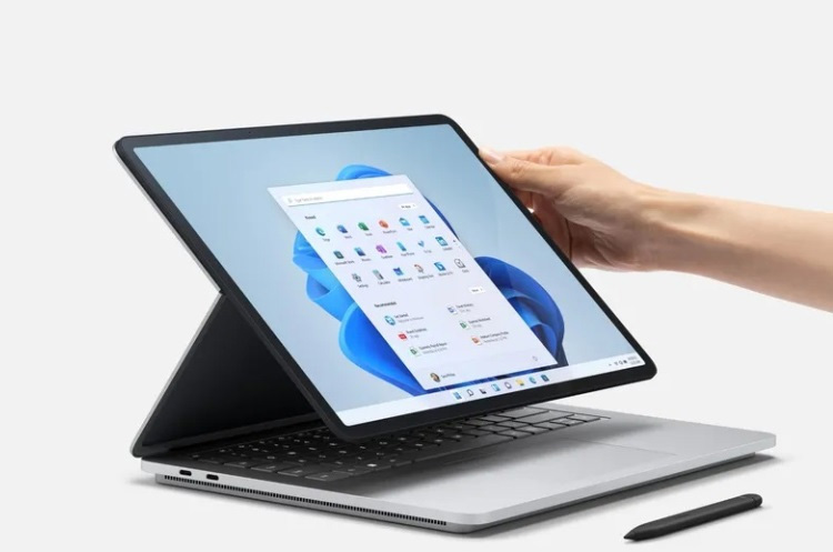 Surface laptop studio platinum with Slim Pen 2